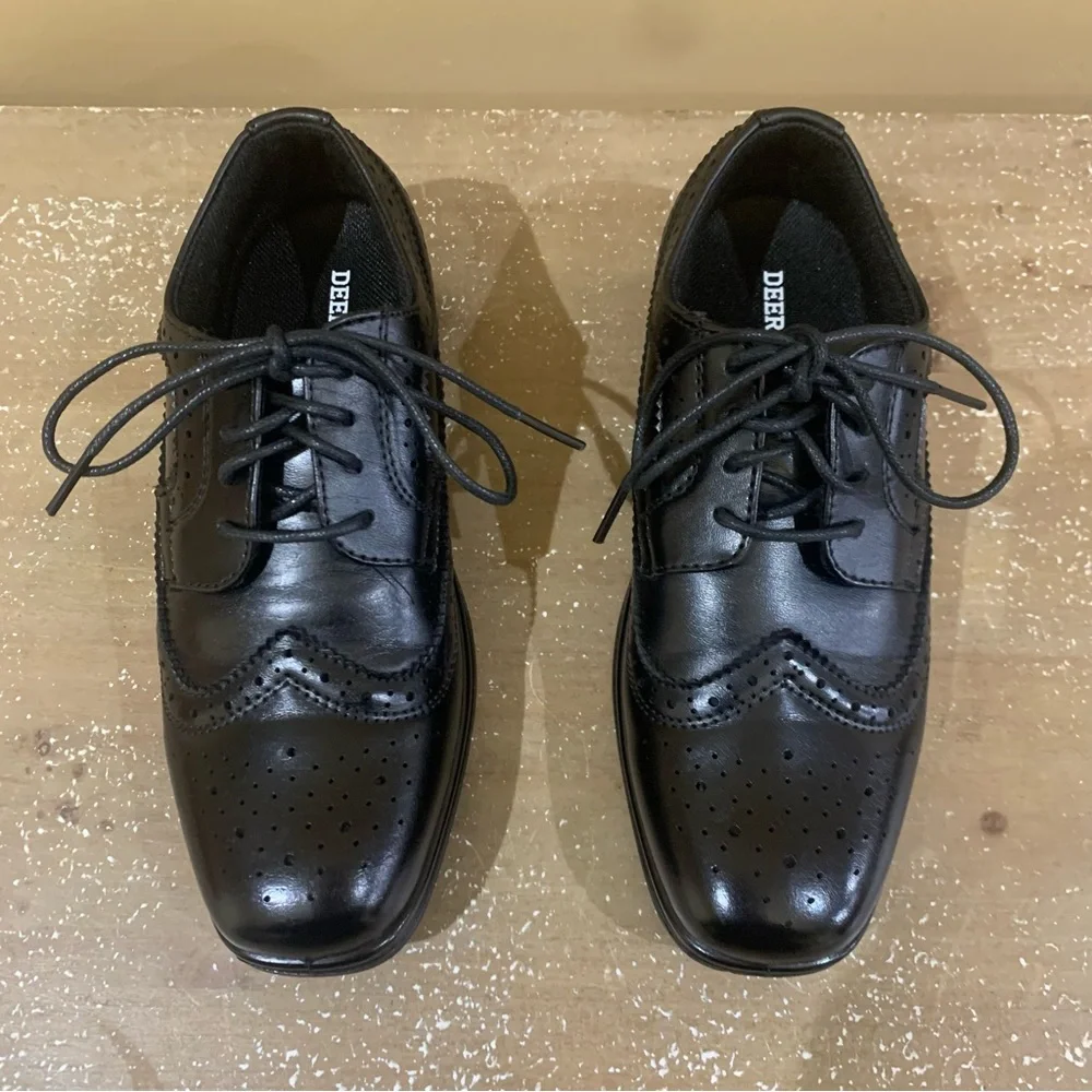 Deer Stags Boys Ace Wingtip Oxford Comfort Dress Shoes Size 1.5 Black